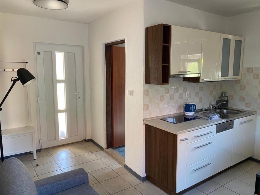Apartments & Zimmer Jasmine Funtana Extérieur photo