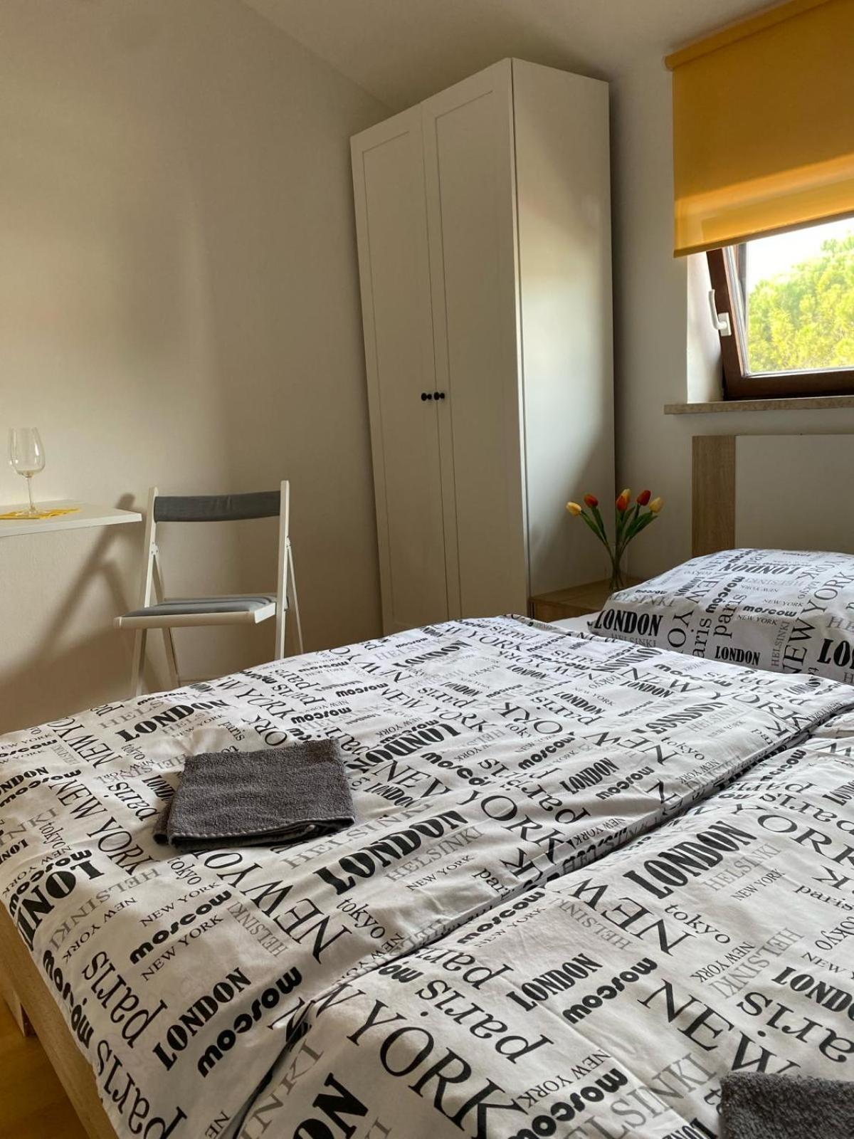 Apartments & Zimmer Jasmine Funtana Extérieur photo