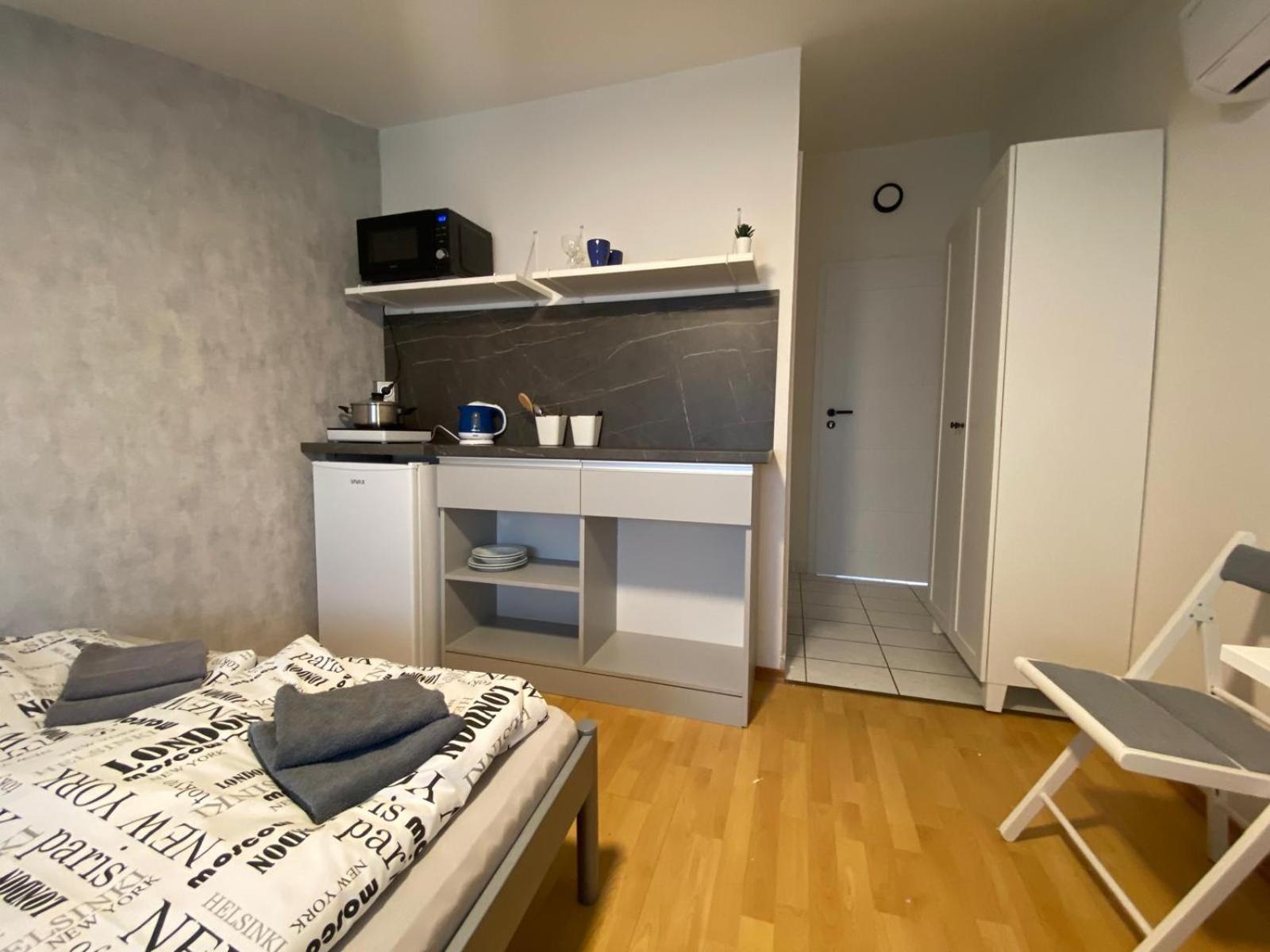 Apartments & Zimmer Jasmine Funtana Chambre photo